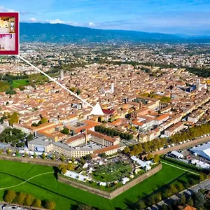 Antica Piazza By Tuscanywego Italy